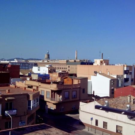 Piso Compartido Cerca De La Universidad Ceu Moncada Exteriér fotografie
